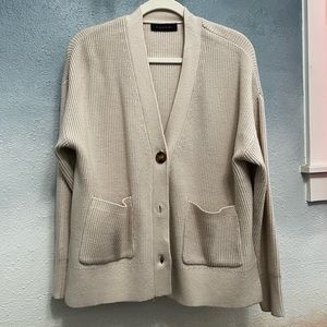 NWOT Tahari Cozy Cardigan Chunky Knit Oatmeal Colored Slouchy